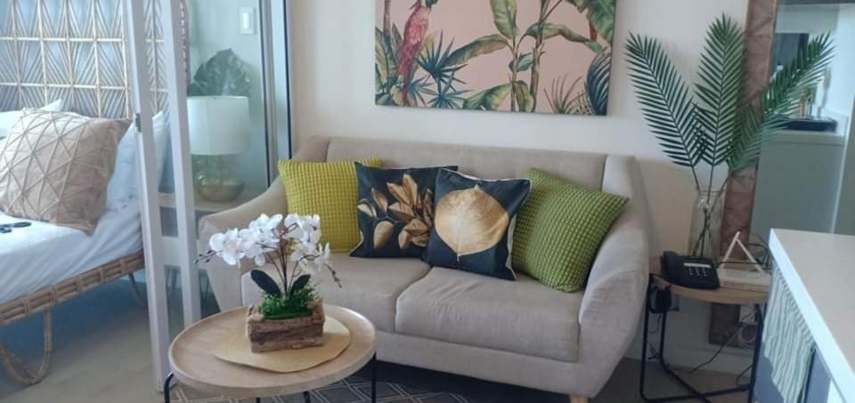 Azure Residences By Florendo Apartment Paranaque City